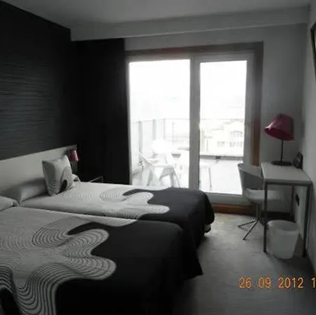 Hotel La 2*